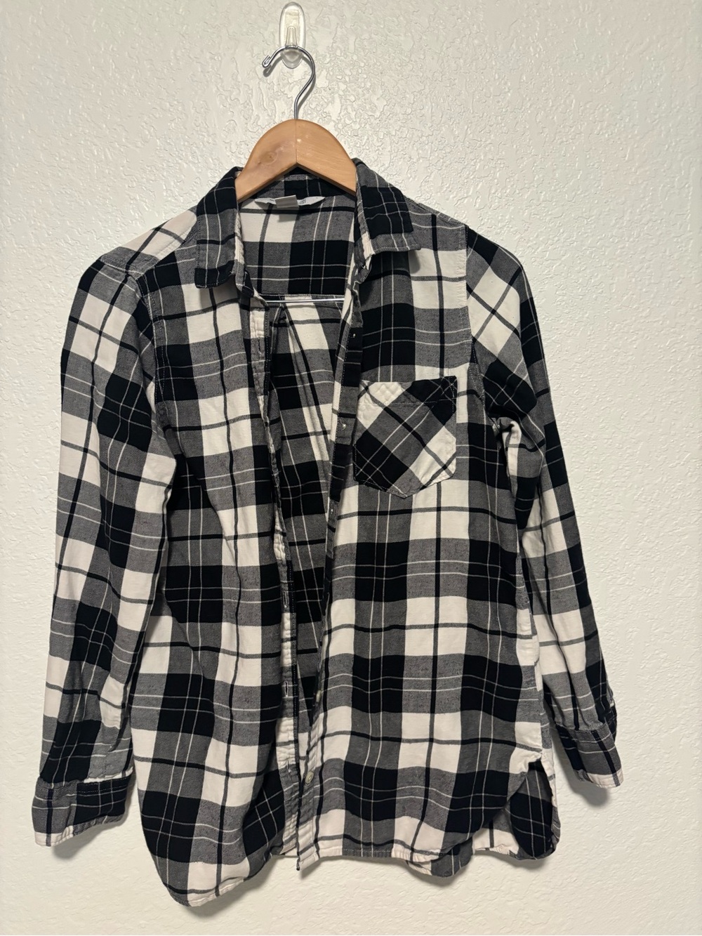 Women’s Old Navy Tunic Black & White Plaid Flannel Shirt - Casual